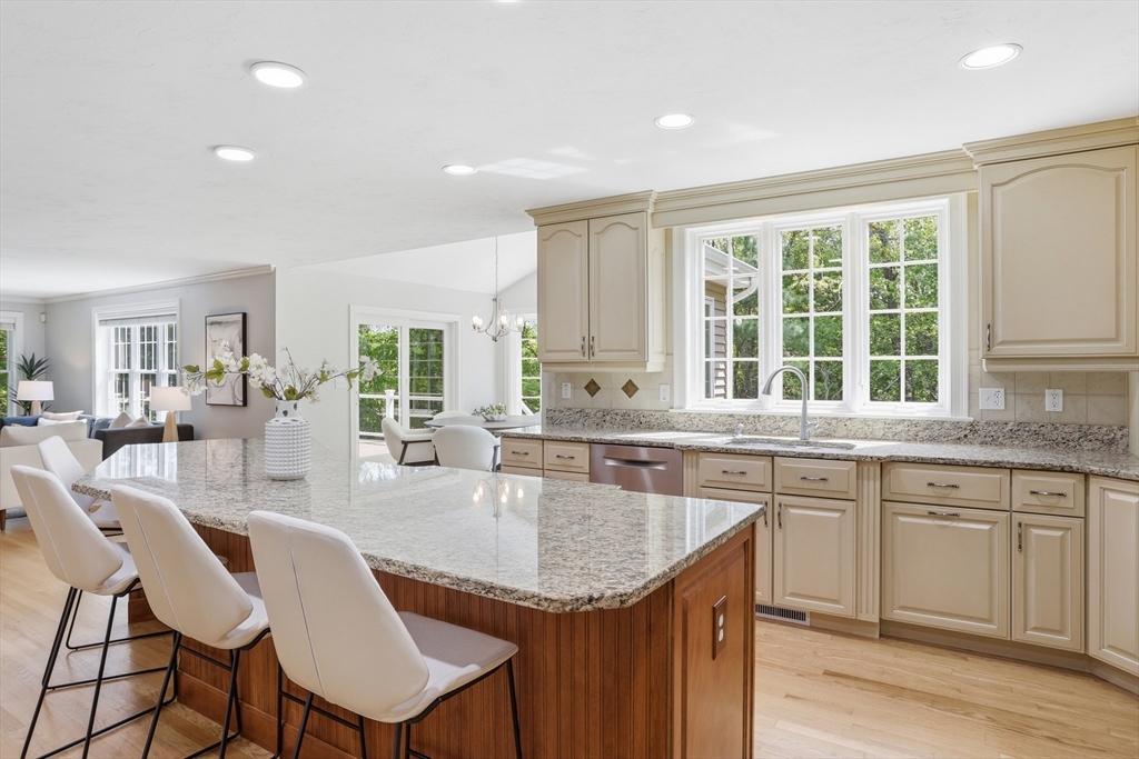71 Chamberlain Road Westford, MA 01886 - Photo 19 of 42 Gallery Image 19