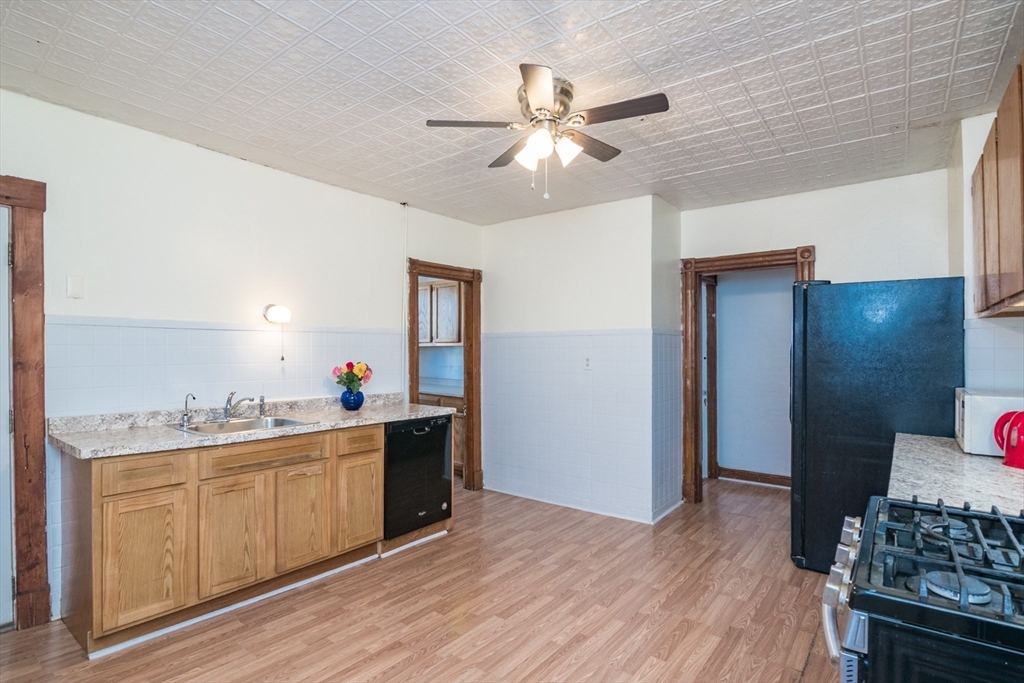 855 Belmont Avenue Springfield, MA 01108 - Photo 15 of 41