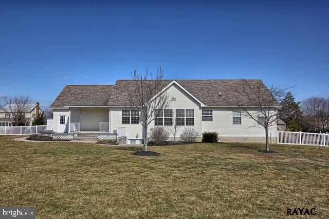 981 Centennial Road Gettysburg, PA 17325 - Photo 2 of 25