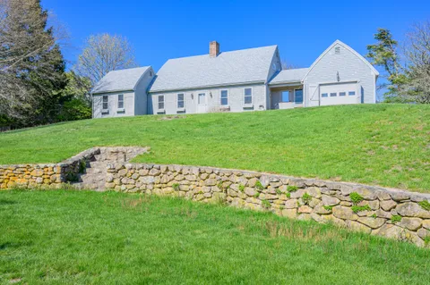 $995,000 | 181 Elliott Road, Centerville, MA 02632
