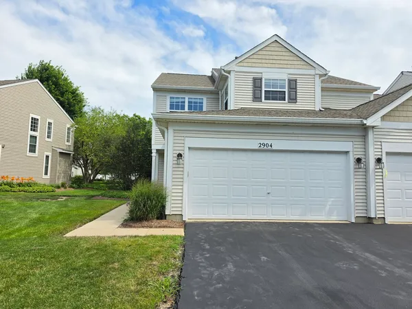 $2,600 | 2904 Rutland Circle, Unit 2904, Naperville, IL 60564