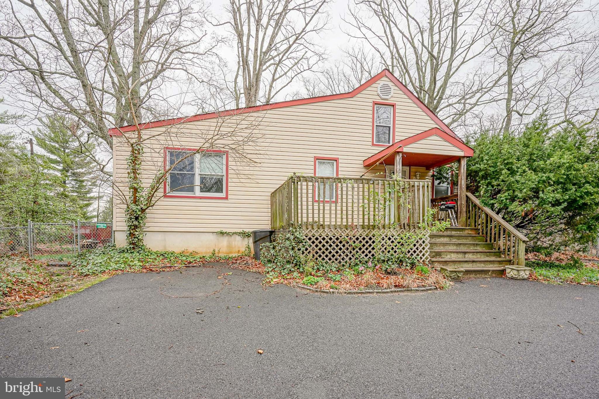 322 Johnson Road Blackwood, NJ 08012 - Photo 1 of 24 Gallery Image 1