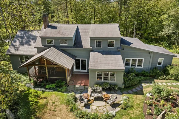 $789,000 | 26 Otterville Road, New London, NH 03257