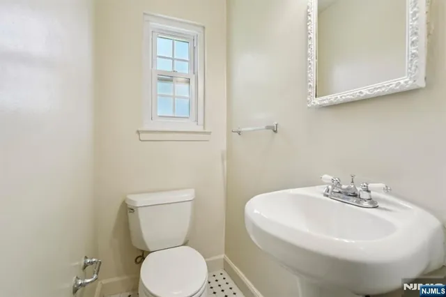 $3,767 | 12 South Mountain Avenue, Unit 18, Montclair, NJ 07042