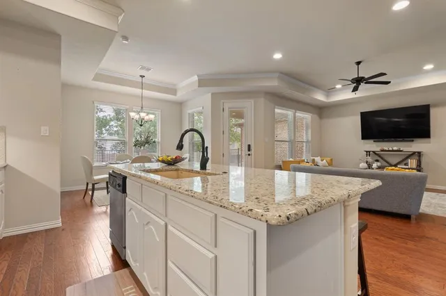 $405,000 | 2802 Esplanade Boulevard, Unit 5802, Mansfield, TX 76063