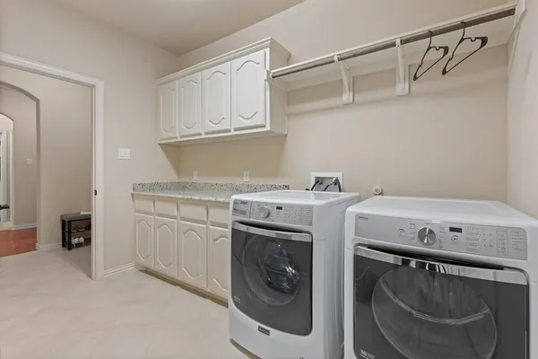 $380,000 | 2802 Esplanade Boulevard, Unit 5802, Mansfield, TX 76063