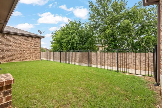 $405,000 | 2802 Esplanade Boulevard, Unit 5802, Mansfield, TX 76063