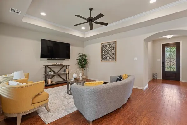 $380,000 | 2802 Esplanade Boulevard, Unit 5802, Mansfield, TX 76063