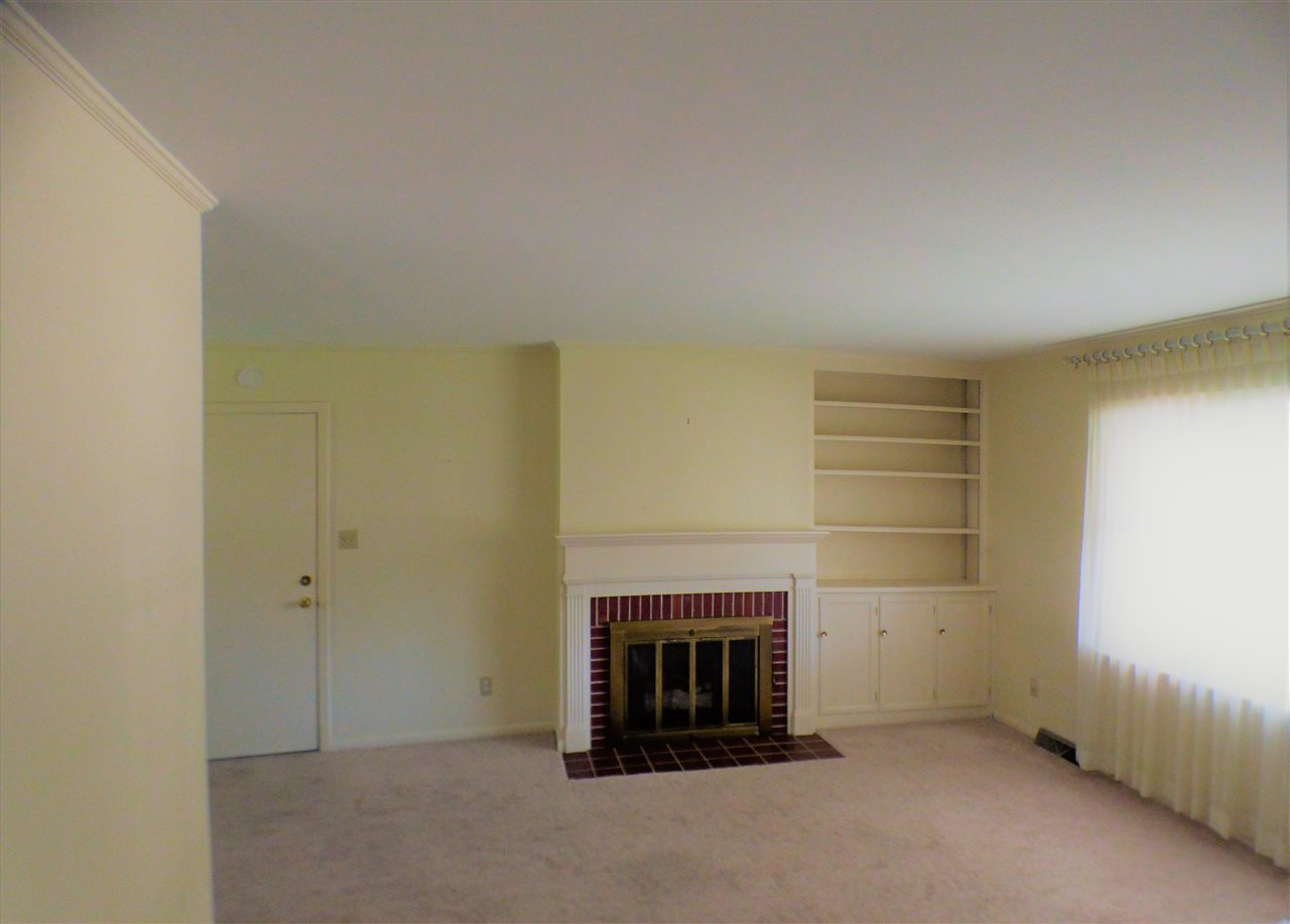 702 Brett Cabel Road Washington, IN 47501 - Photo 2 of 35 Gallery Image 2