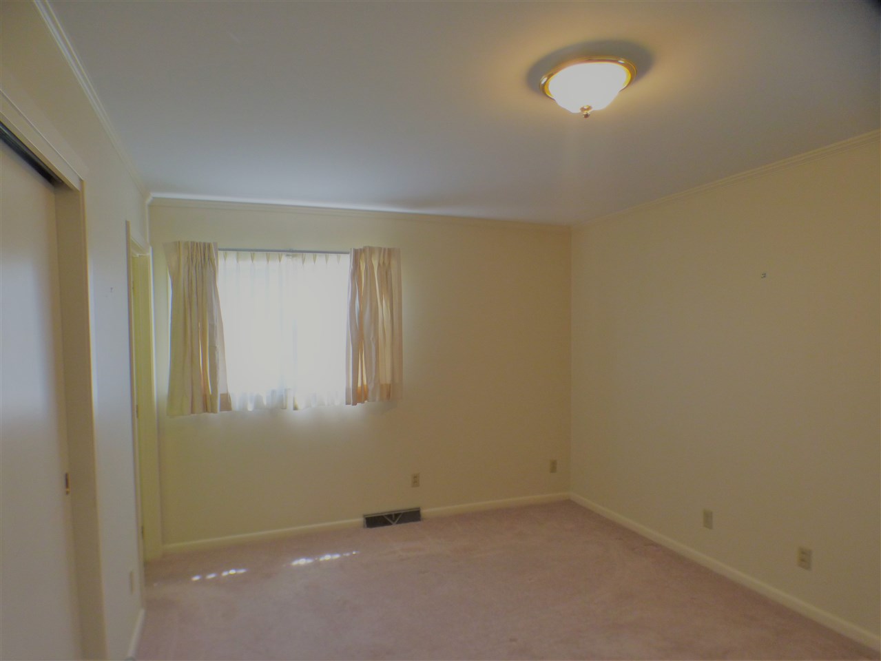 702 Brett Cabel Road Washington, IN 47501 - Photo 14 of 35 Gallery Image 14