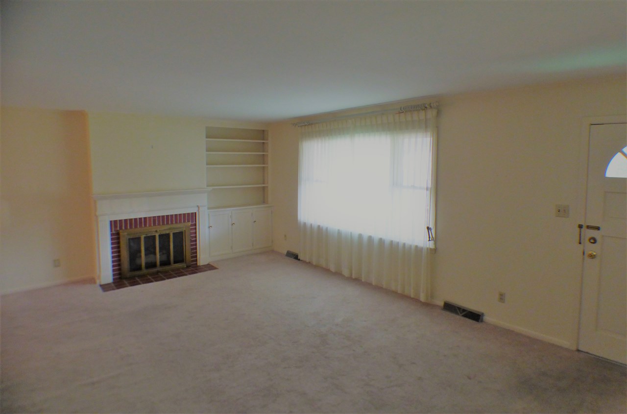 702 Brett Cabel Road Washington, IN 47501 - Photo 7 of 35 Gallery Image 7