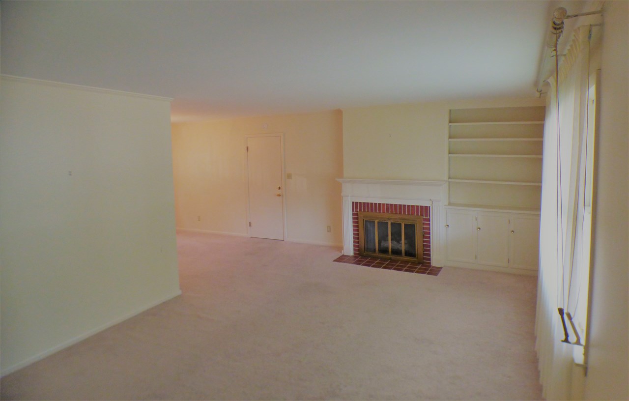 702 Brett Cabel Road Washington, IN 47501 - Photo 8 of 35 Gallery Image 8