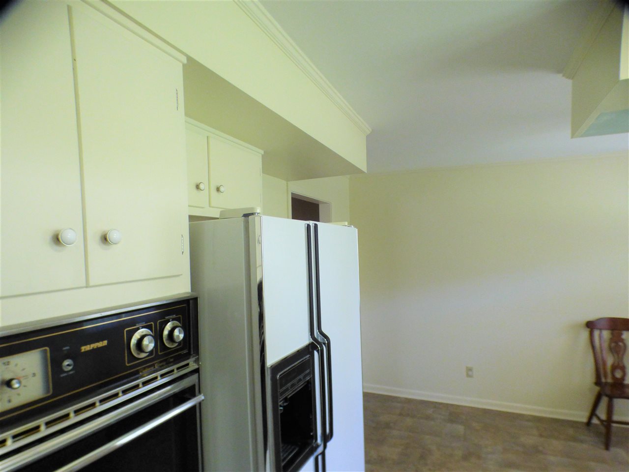 702 Brett Cabel Road Washington, IN 47501 - Photo 9 of 35 Gallery Image 9