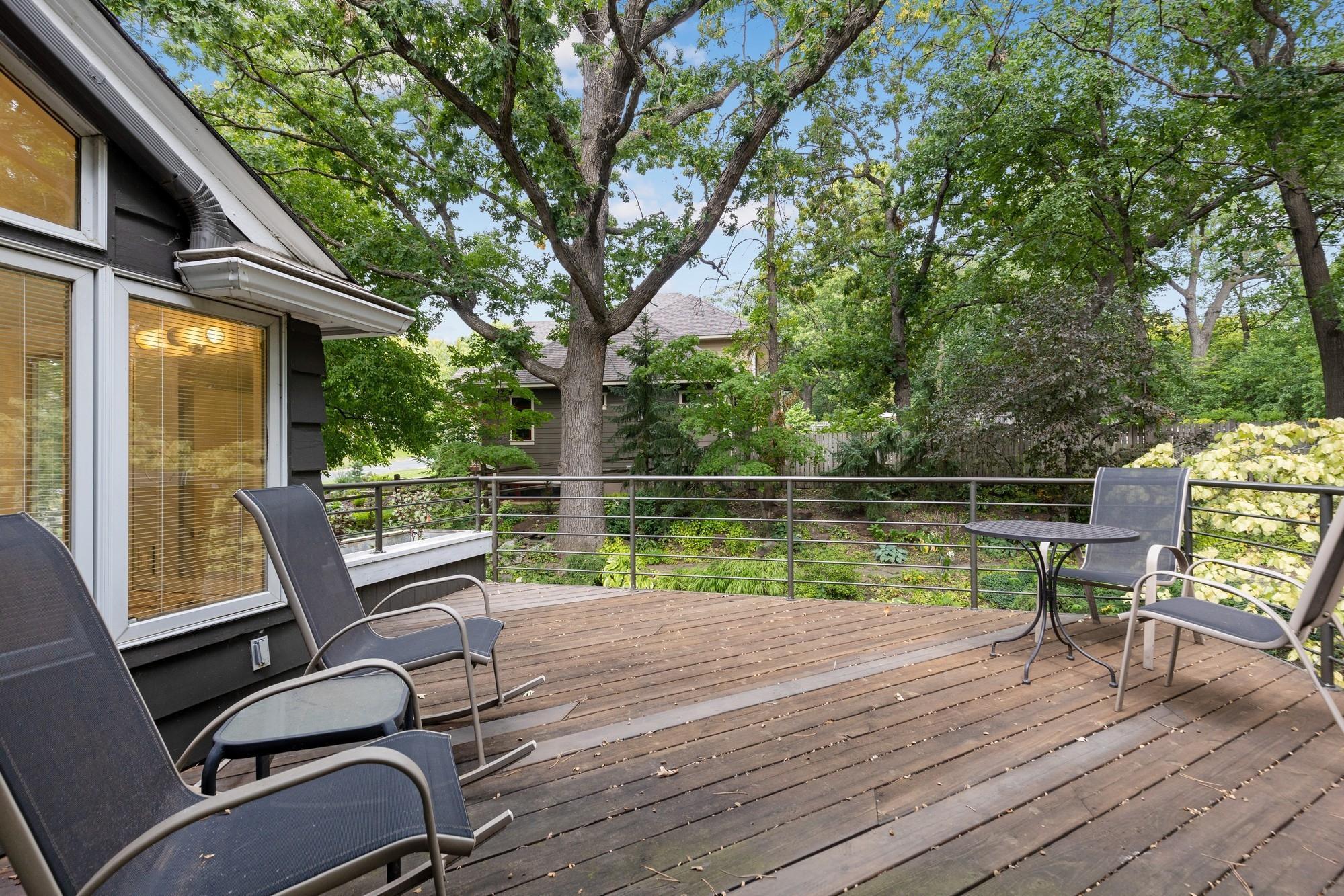 4646 Sunset Ridge Golden Valley, MN 55416 - Photo 18 of 22 Gallery Image 18