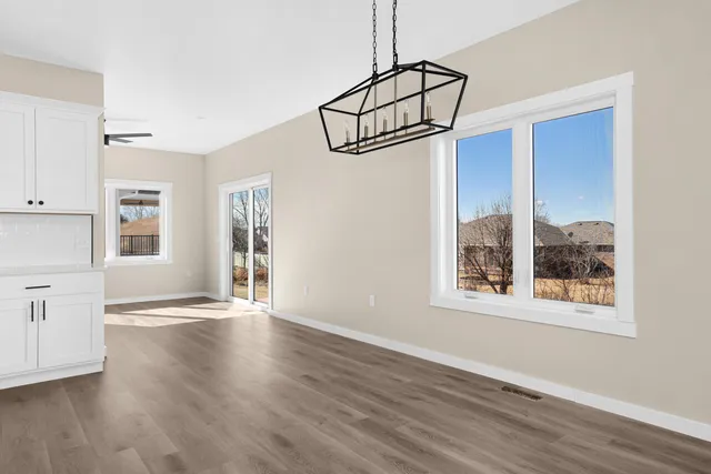 $519,900 | 827 Clark Lane, Holmen, WI 54636