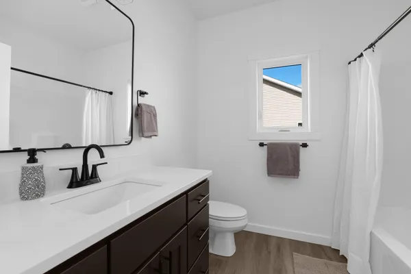 $519,900 | 827 Clark Lane, Holmen, WI 54636