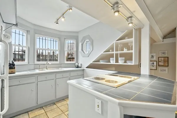 $5,000 | 587 Tremont Street, Unit 4, Boston, MA 02118