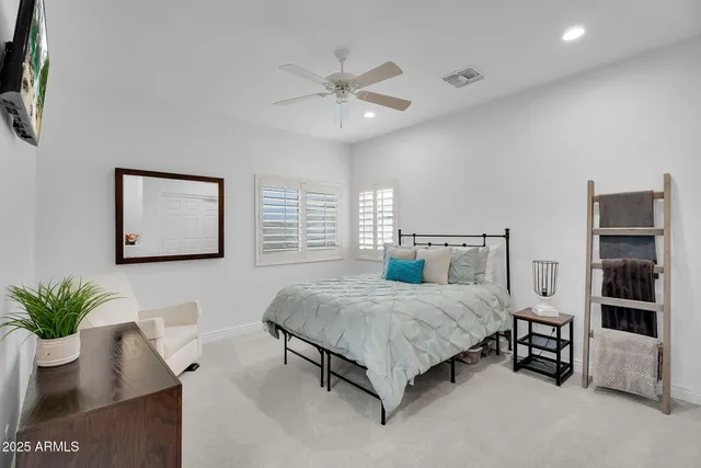 a view of a house with swimming pool yard