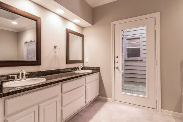 $2,500 | 3806 Deer Falls Court, Houston, TX 77345