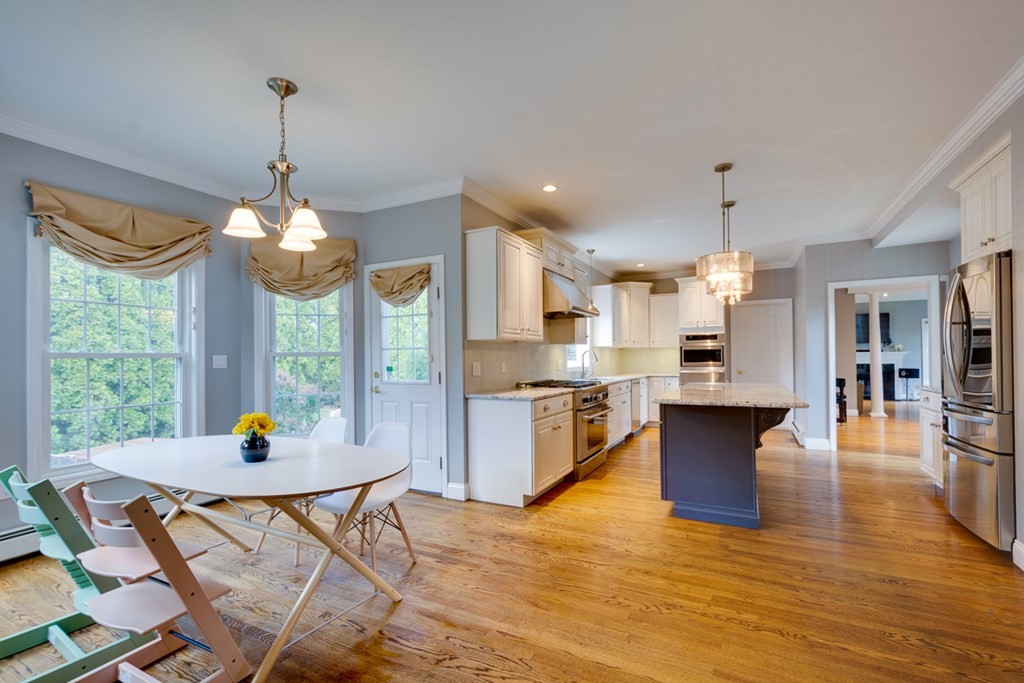 42 Star Road Newton, MA 02465 - Photo 14 of 35