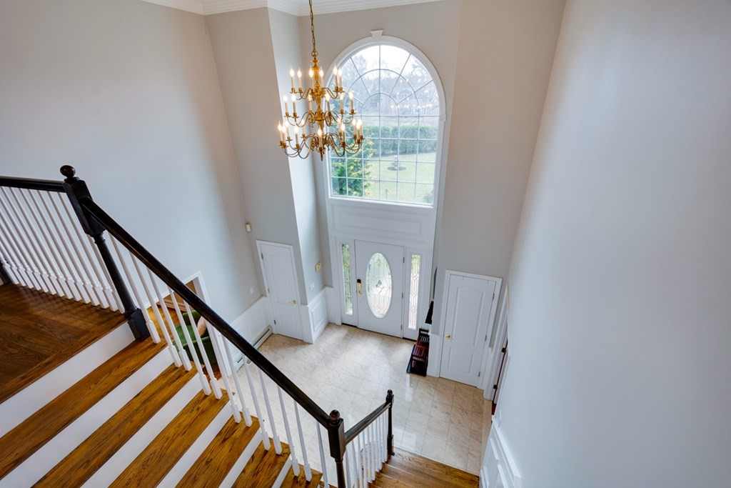 42 Star Road Newton, MA 02465 - Photo 5 of 35