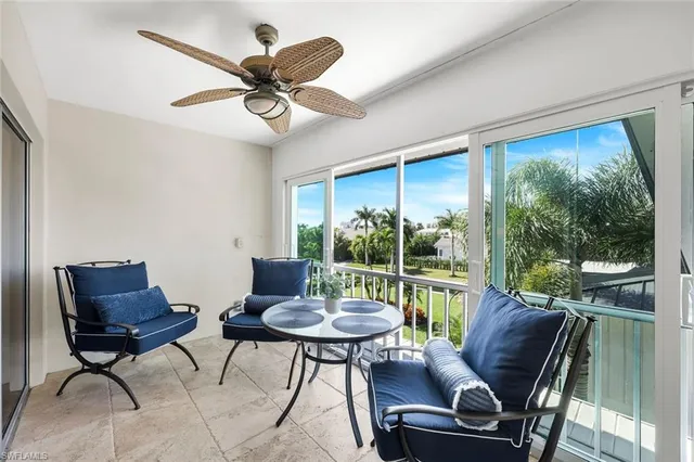 a view of a livingroom with furniture