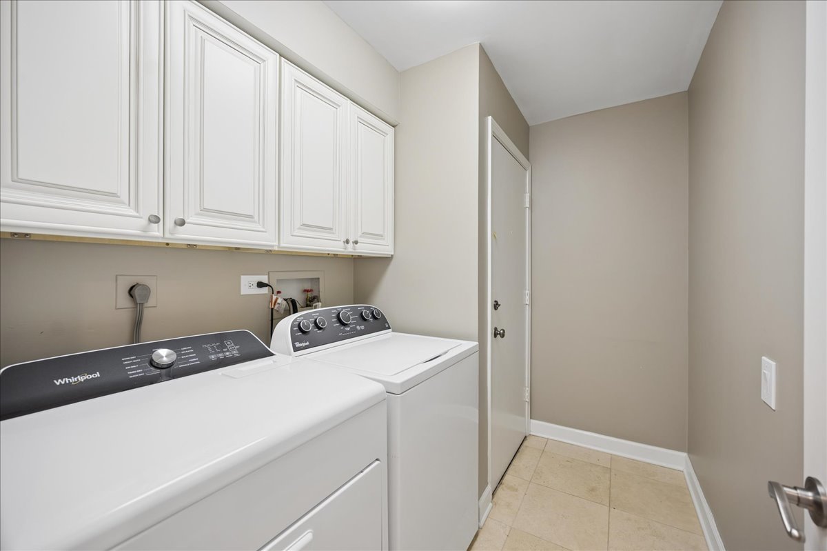 1740 Mission Hills Road, Unit 112 Northbrook, IL 60062 - Photo 16 of 19