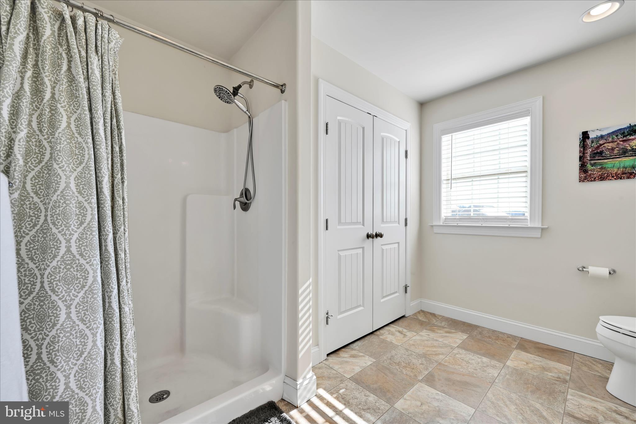 30 Jennifer Road York, PA 17404 - Photo 20 of 41 Bathroom