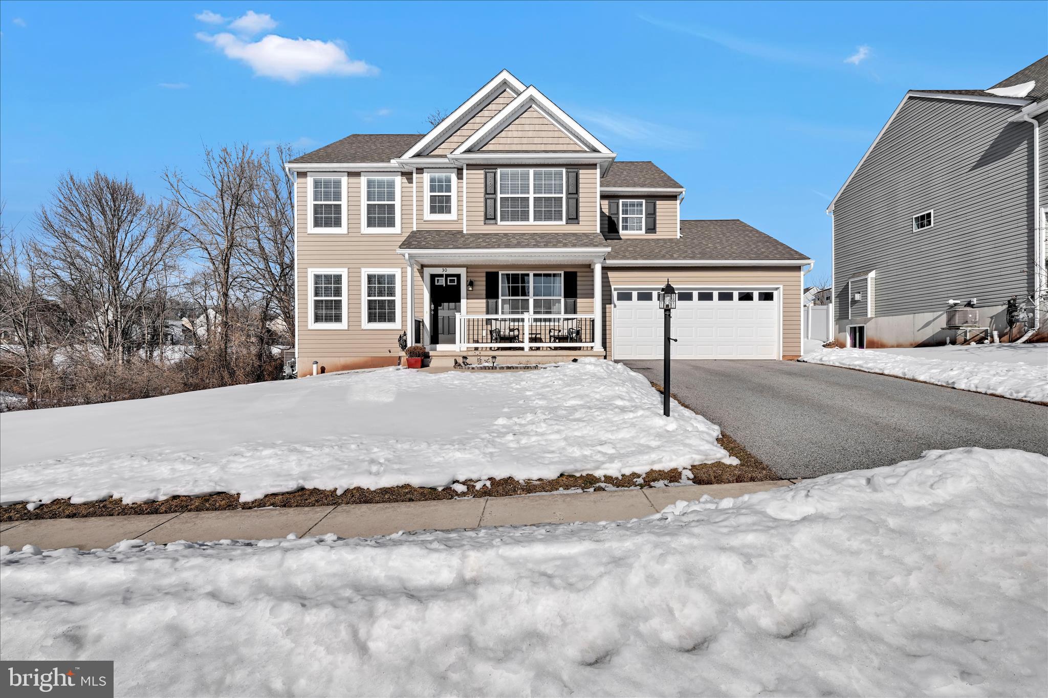 30 Jennifer Road York, PA 17404 - Photo 4 of 41 Exterior Front