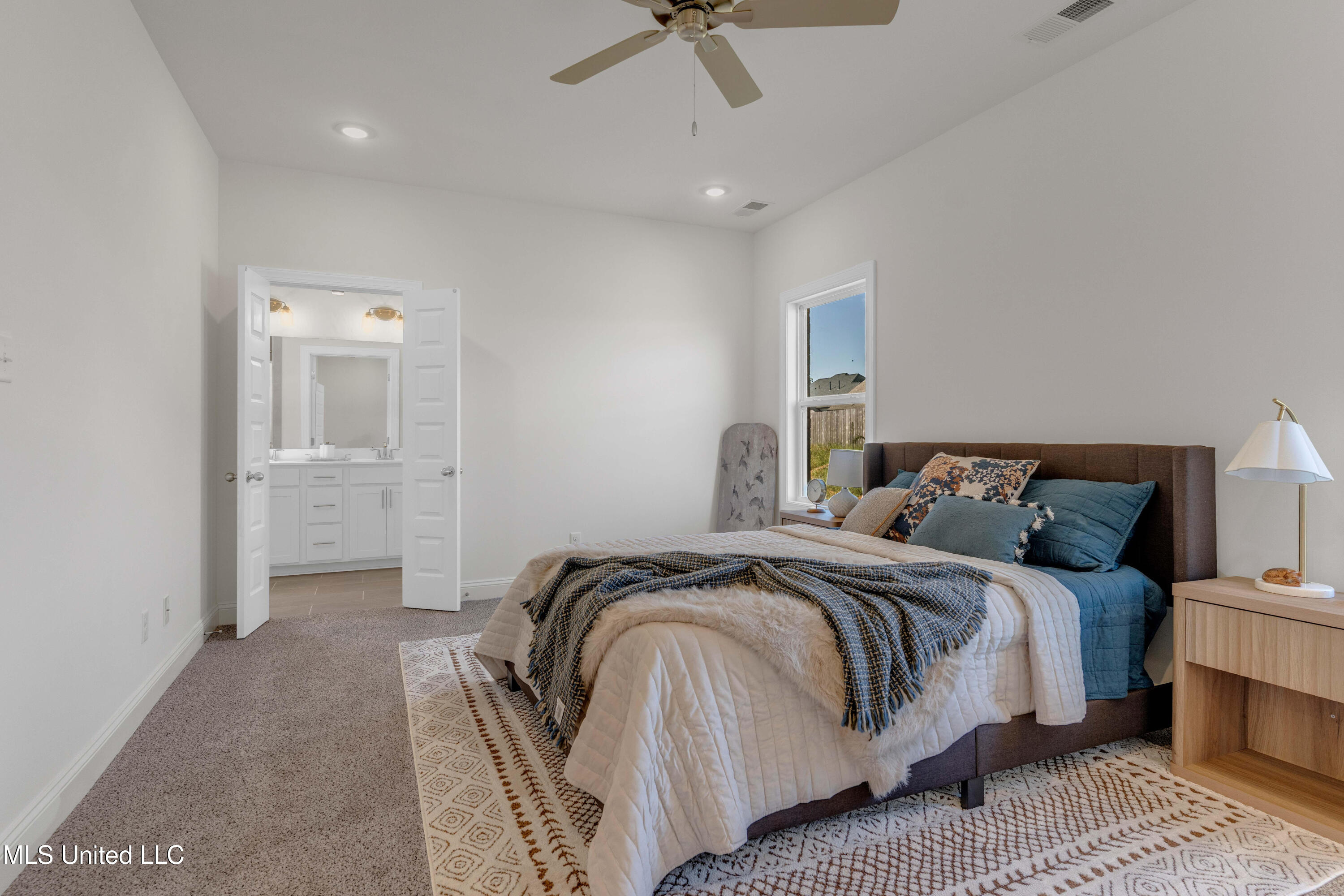 10262 March Mdws Way Olive Branch, MS 38654 - Photo 10 of 18 Primary bedroom