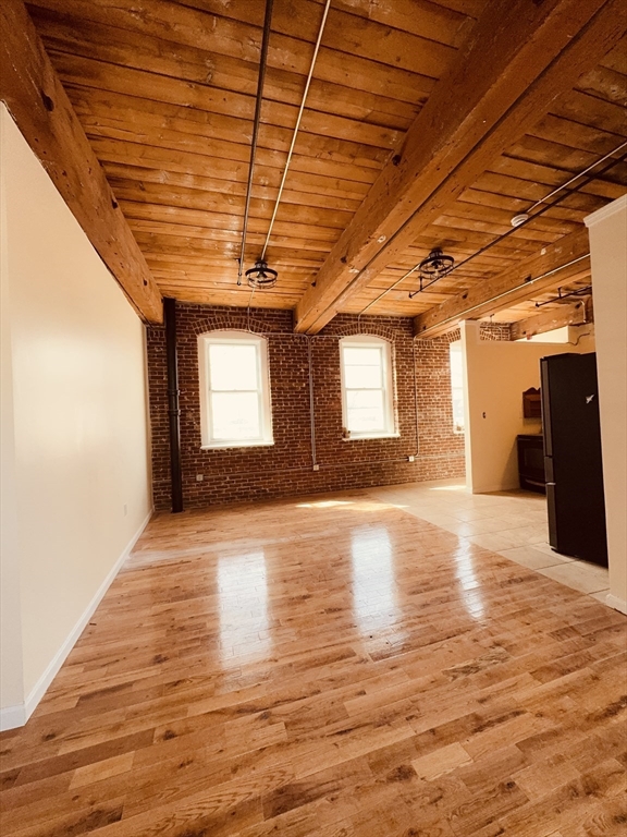 85 Harding Street, Unit 1B Worcester, MA 01604 - Photo 1 of 7