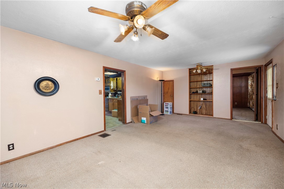 14307 Darrow Road Vermilion, OH 44089 - Photo 6 of 35