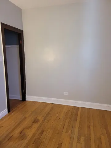 $1,200 | 6652 South Rockwell Street, Unit 1N, Chicago, IL 60629