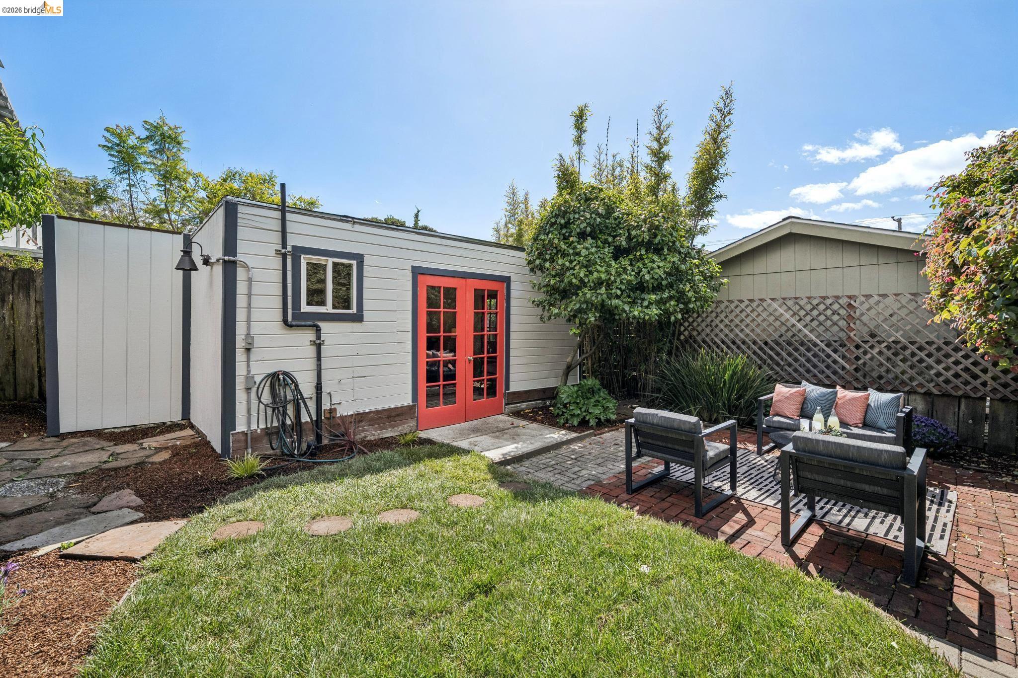 858 Neilson Street Berkeley, CA 94707 - Photo 29 of 38