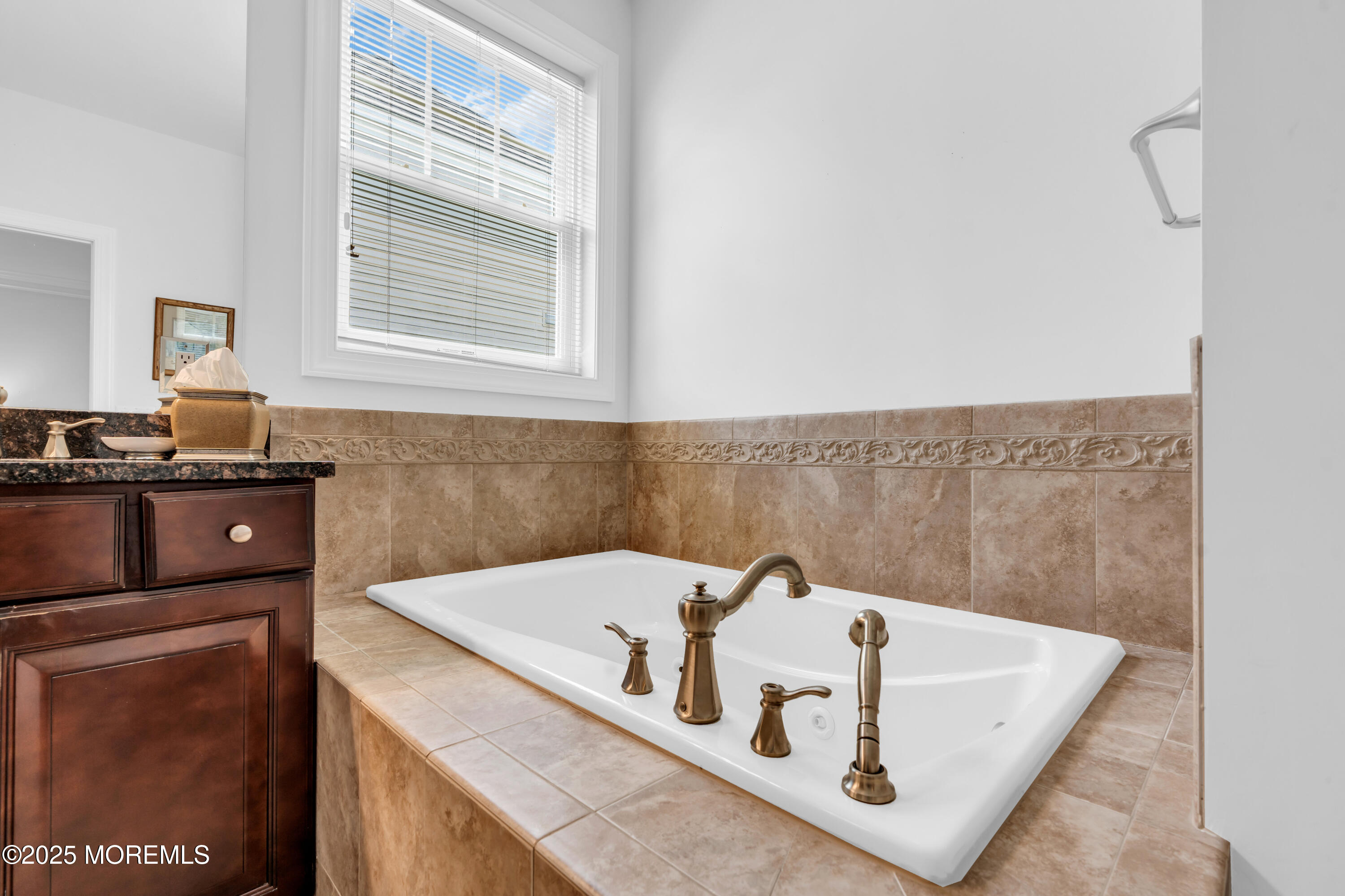 16 Haskell Way Oceanport, NJ 07757 - Photo 34 of 43 a bathroom with a bathtub