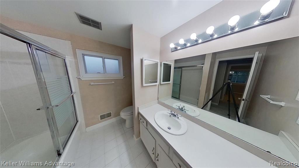 202 Linhart Street Novi, MI 48377 - Photo 13 of 20