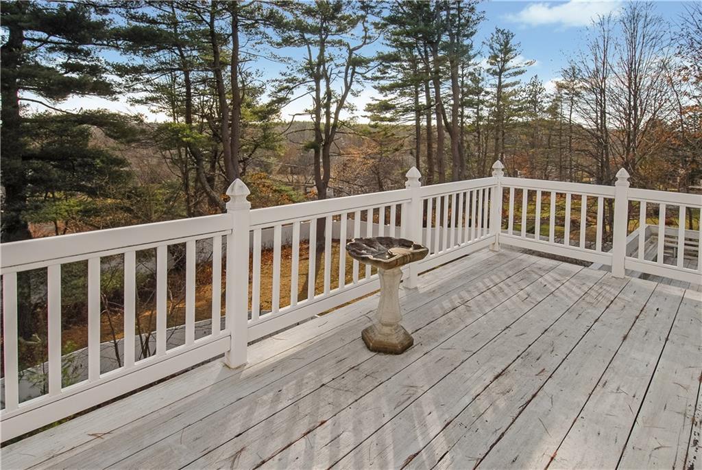 34 Stearns Road Ogunquit, ME 03907 - Photo 21 of 32 Master bedroom deck.