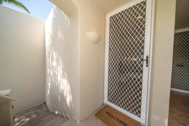 $1,049,000 | 3200 Wailea Alanui Drive, Unit 406, Kihei, HI 96753