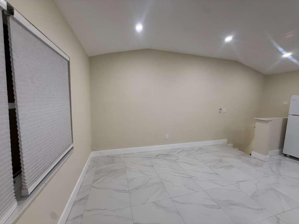 3373 Southwest 7th Street Miami, FL 33135 - Photo 8 of 22 60fd662f-9699-4fba-961f-f5c1b5d9d39a