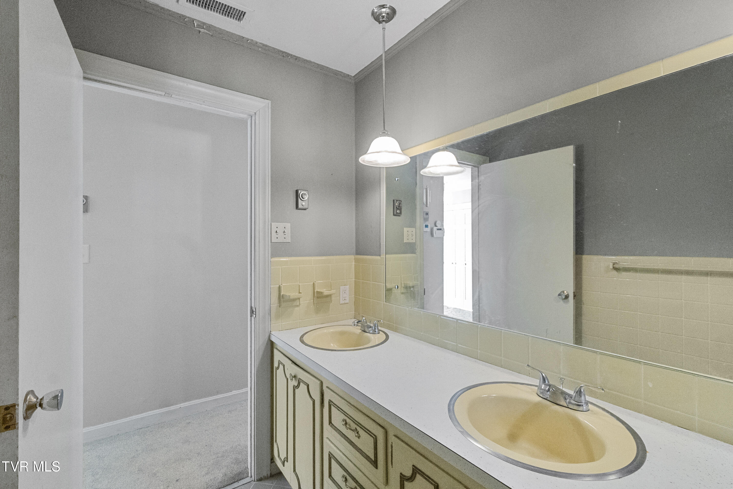 113 Wayfair Drive Greeneville, TN 37743 - Photo 26 of 68 19