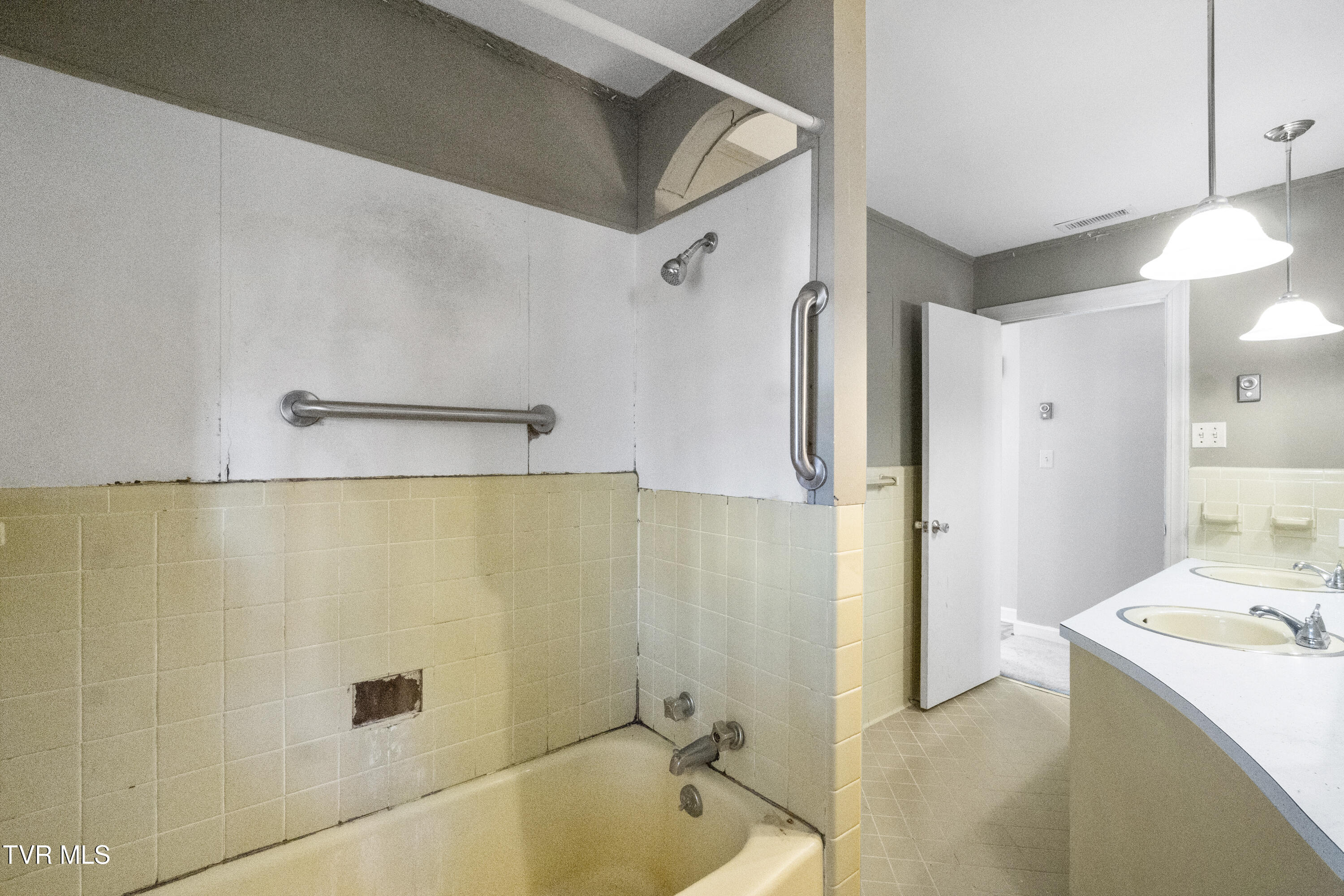 113 Wayfair Drive Greeneville, TN 37743 - Photo 27 of 68 20