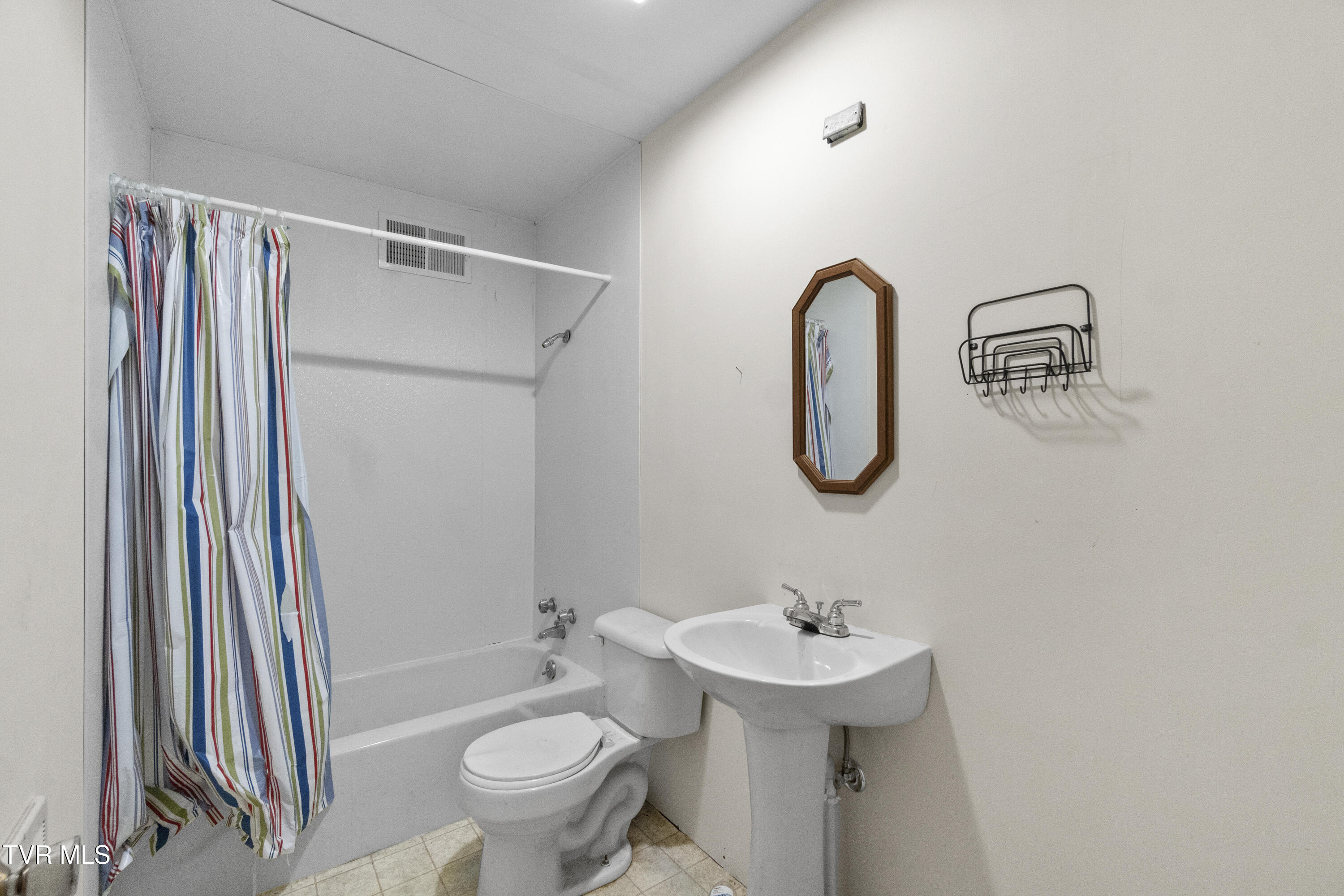 113 Wayfair Drive Greeneville, TN 37743 - Photo 50 of 68 44