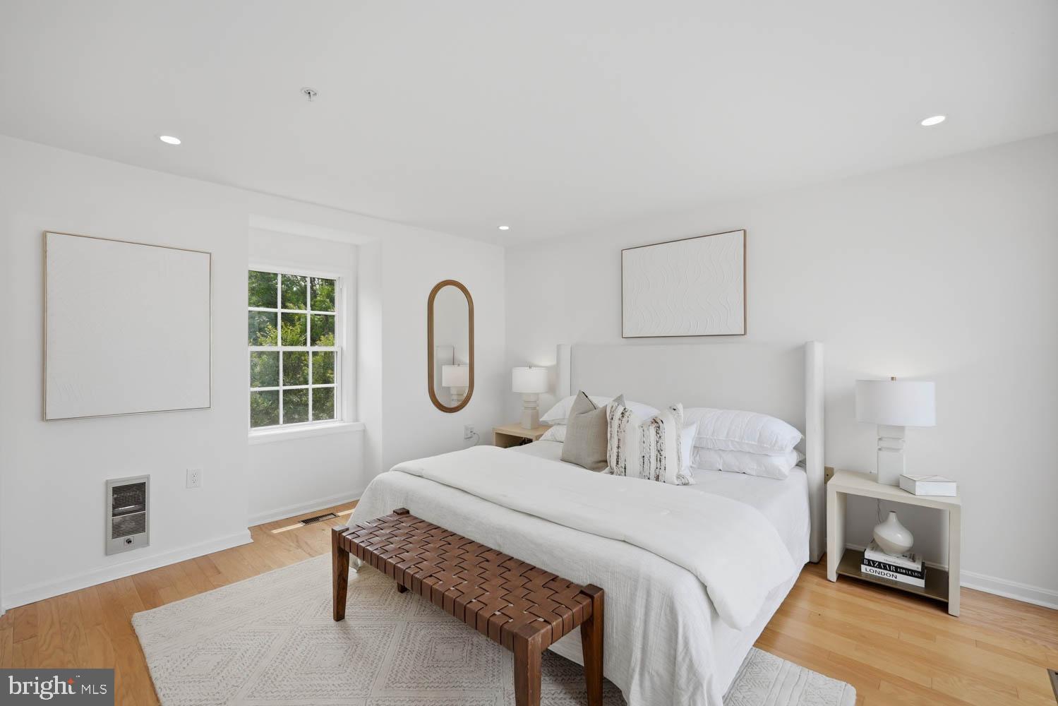 1935 Belmont Road Northwest, Unit 1122 Washington, DC 20009 - Photo 11 of 24