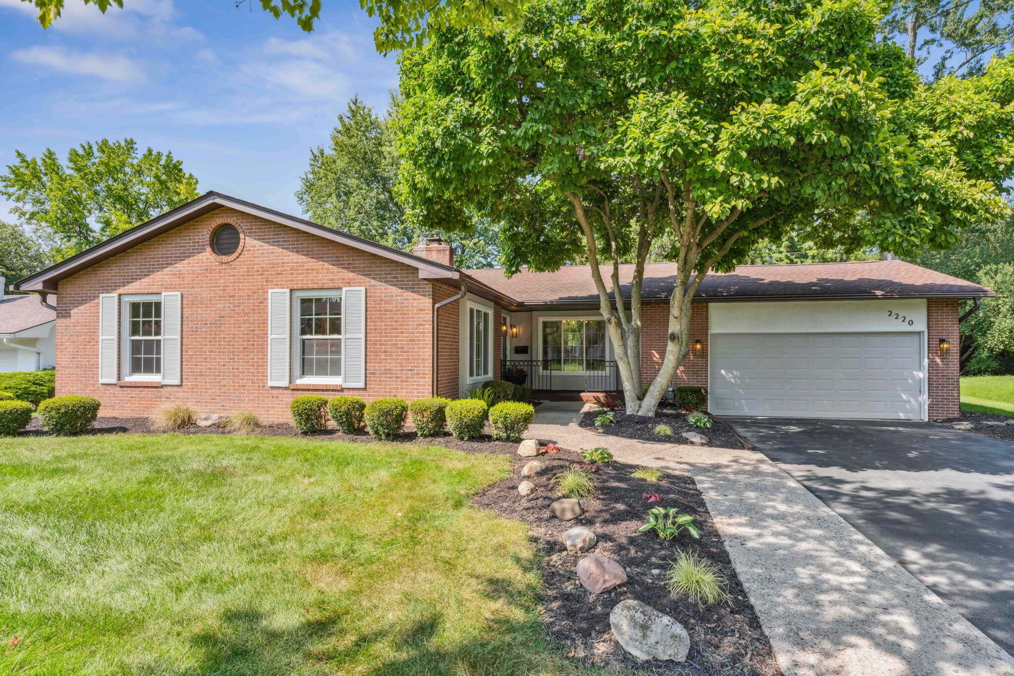 2220 Shoreham Road Columbus, OH 43220 - Photo 2 of 62 Sky View - Drone