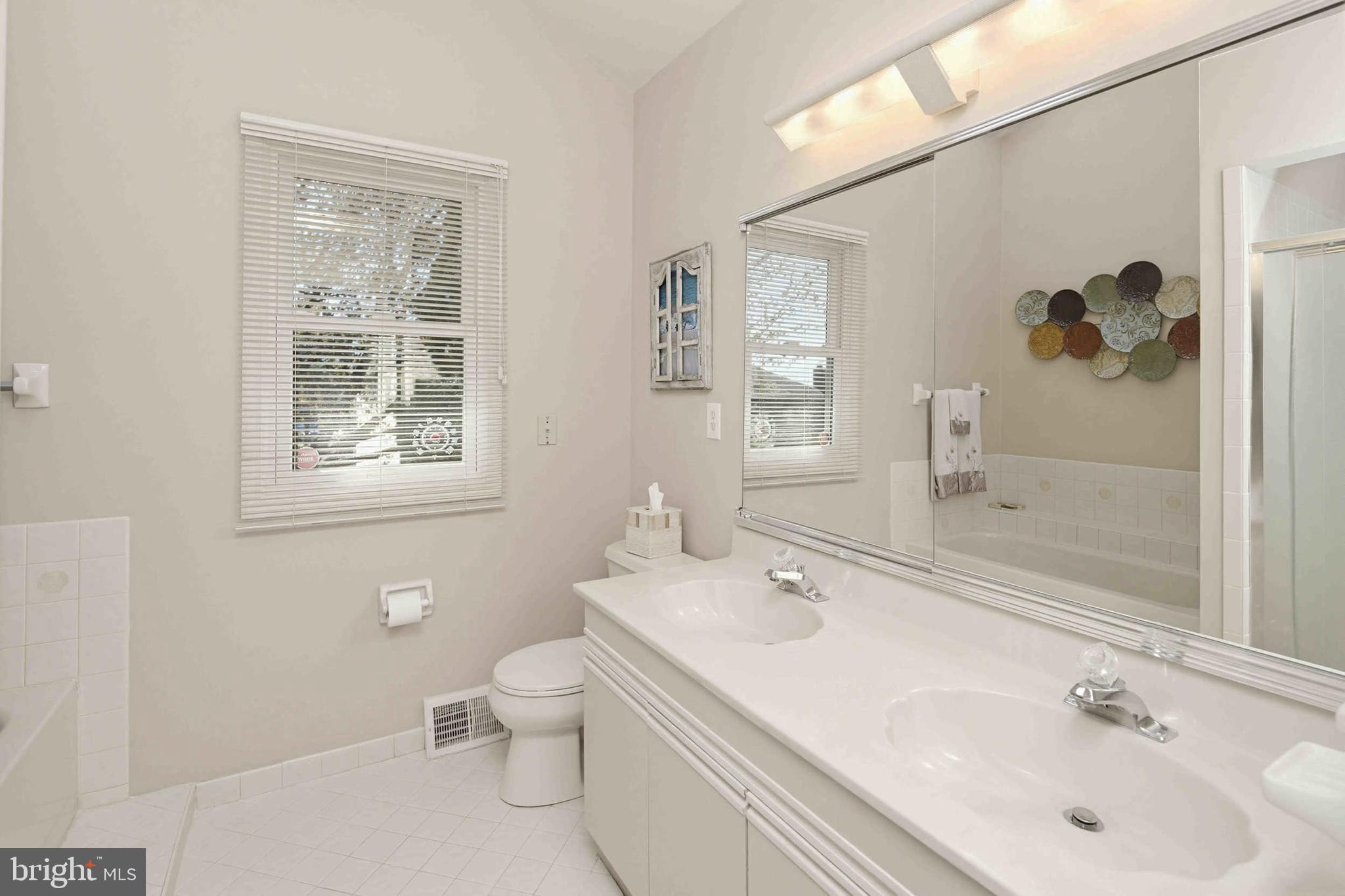 54 Roy Lane Huntingdon Valley, PA 19006 - Photo 20 of 32 Primary bathroom