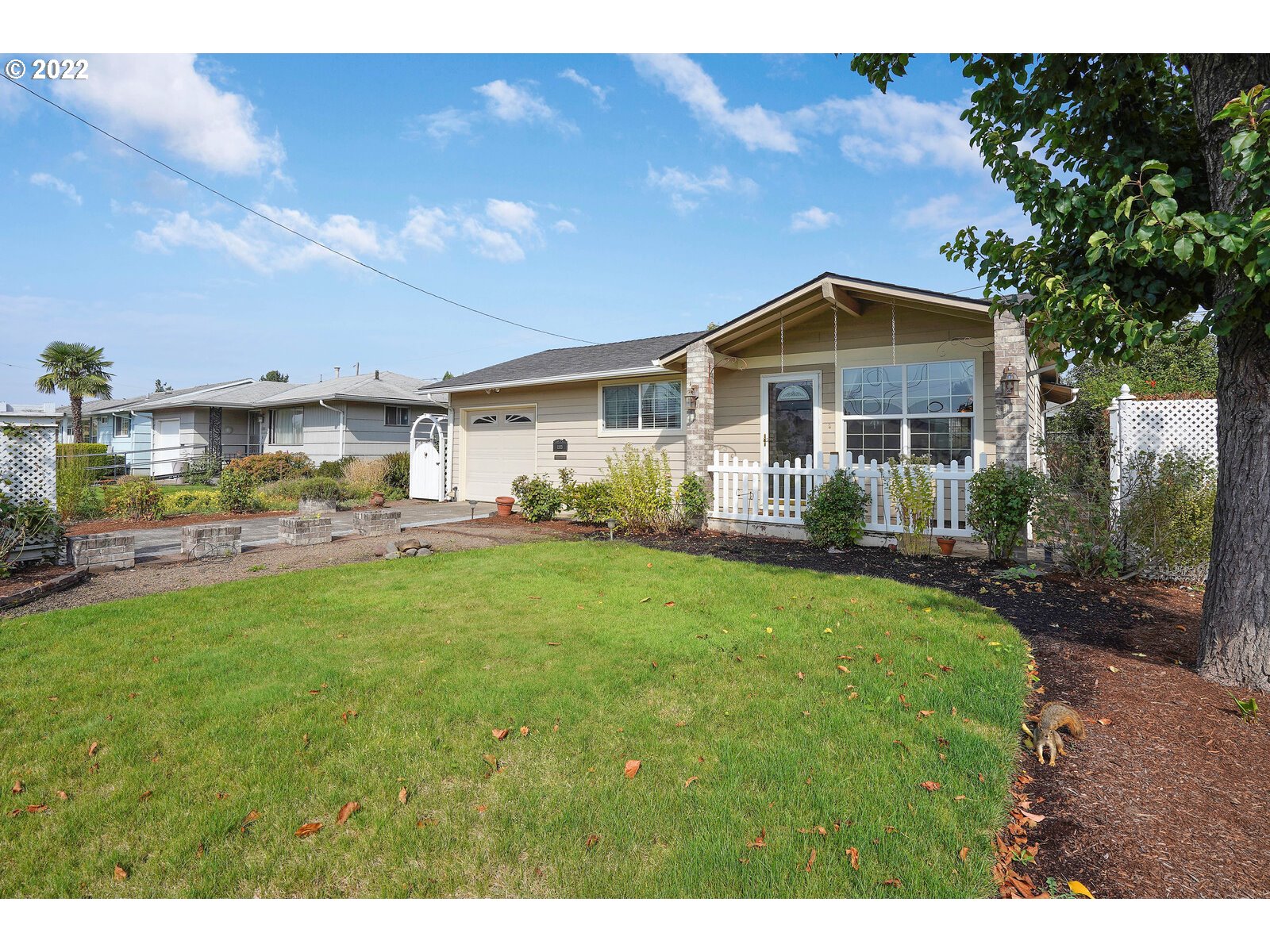 1333 Rainier Road Woodburn, OR 97071 - Photo 3 of 32 Gallery Image 3