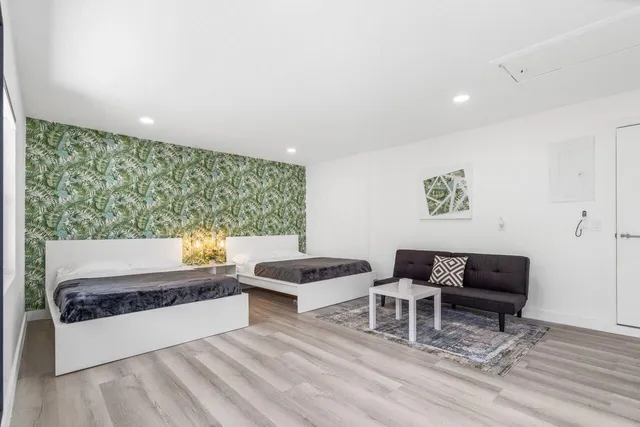 $7,500 | 717 Heron Drive, Delray Beach, FL 33444