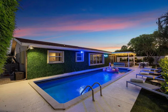 $7,500 | 717 Heron Drive, Delray Beach, FL 33444