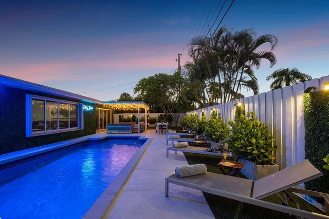 $7,500 | 717 Heron Drive, Delray Beach, FL 33444