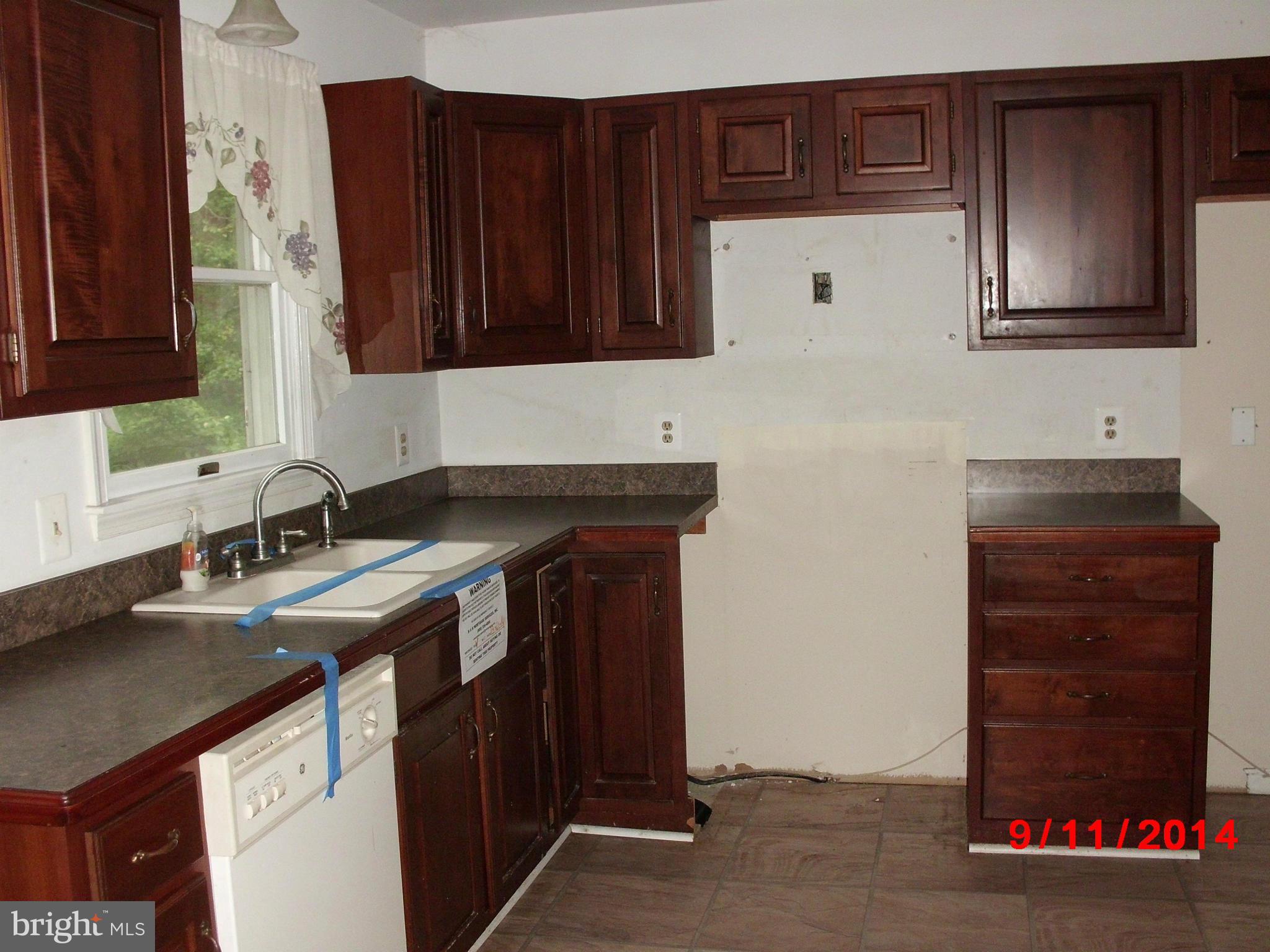 708 Wheatley Road North East, MD 21901 - Photo 9 of 10 Kitchen